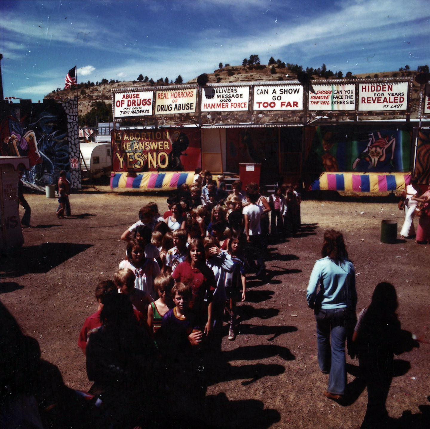 Ride line and sideshow, 1976